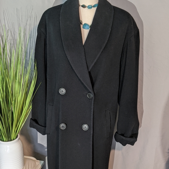 Anne Klein Jackets & Blazers - Anne Klein winter coat.